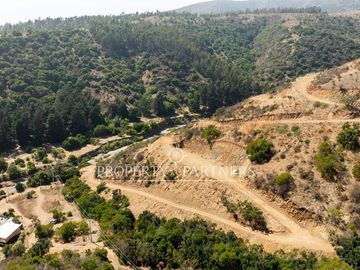 Gran Terreno en Condominio Coguiles