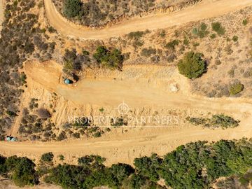 Gran Terreno en Condominio Coguiles