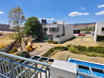 Casa en Venta en Cumbres del Lago