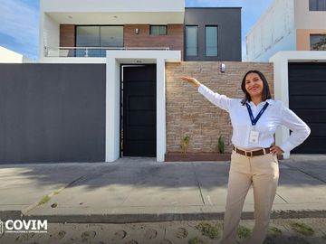 Casa en Venta en José Luis Bustamante y Rivero