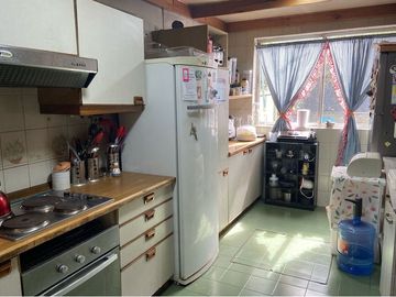 REBAJADO! Casa En Las Condes: Espacio y Confort