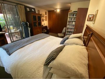 REBAJADO! Casa En Las Condes: Espacio y Confort