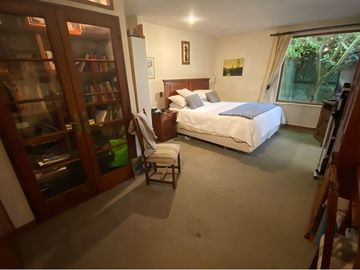REBAJADO! Casa En Las Condes: Espacio y Confort