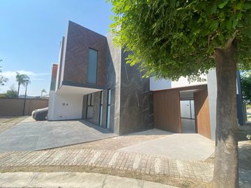 Casa en Venta Parque Guanajuato Lomas de Angelópolis