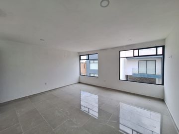 Venta de casa  - El Sereno - atrás de Plaza San Diego, Cuautlancingo, Puebla.
