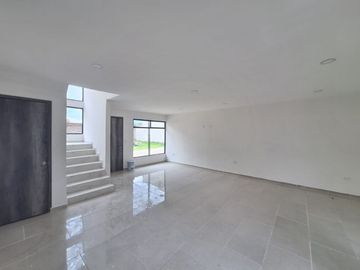 Venta de casa  - El Sereno - atrás de Plaza San Diego, Cuautlancingo, Puebla.