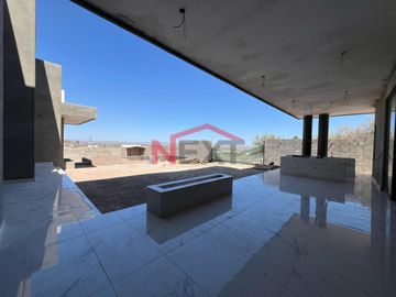 CASA EN VENTA EN HACIENDA RESIDENCIAL