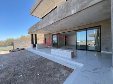 CASA EN VENTA EN HACIENDA RESIDENCIAL