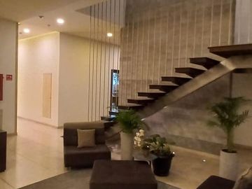 Venta o Renta departamento 3 dormitorios, moderno edificio Bellavista