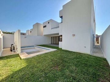 CASA VENTA MÉRIDA, 4 HABITS, ALBERCA, PRIVADA PARQUE NATURA CHOLUL, 214 ,ESTRENA