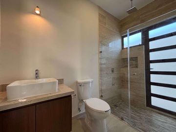 CASA VENTA MÉRIDA, 4 HABITS, ALBERCA, PRIVADA PARQUE NATURA CHOLUL, 214 ,ESTRENA