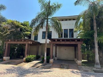 CASA EN VENTA, HARMONIA, YUCATAN COUNTRY CLUB