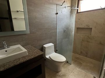 CASA EN VENTA, HARMONIA, YUCATAN COUNTRY CLUB
