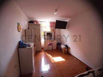 SE VENDE AMPLIO DEPARTAMENTO EN SAN MARTIN DE PORRES