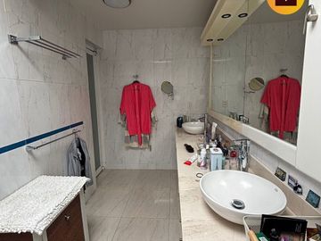 #Venta Casa 500m2  y 1,175 terreno en Balvanera Polo y Country Club