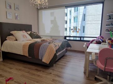 OPORTUNIDAD!! VENTA DE DEPARTAMENTO EN BOSQUES DE LAS LOMAS (V)