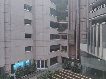 OPORTUNIDAD!! VENTA DE DEPARTAMENTO EN BOSQUES DE LAS LOMAS (V)