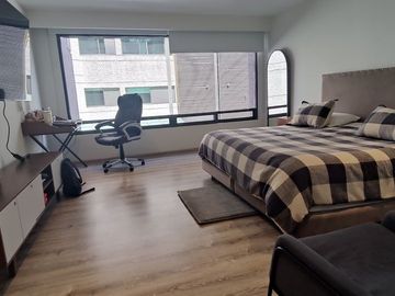 OPORTUNIDAD!! VENTA DE DEPARTAMENTO EN BOSQUES DE LAS LOMAS (V)