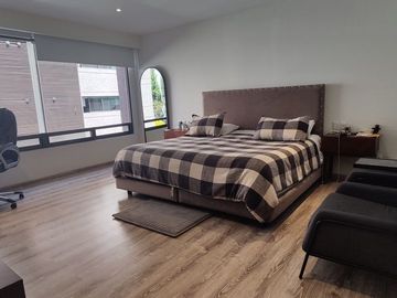 OPORTUNIDAD!! VENTA DE DEPARTAMENTO EN BOSQUES DE LAS LOMAS (V)