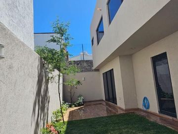 Estrena Casa en Cumbres del Cimatario