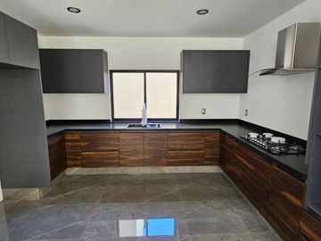 Estrena Casa en Cumbres del Cimatario