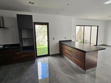 Estrena Casa en Cumbres del Cimatario