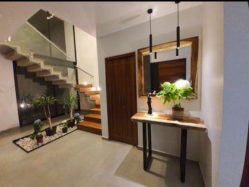 Casa en Venta en Vista Real Country Club