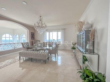 CASA EN VENTA EN BUGAMBILIAS, ZAPOPAN