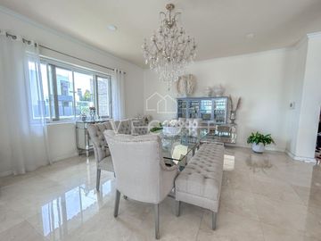 CASA EN VENTA EN BUGAMBILIAS, ZAPOPAN