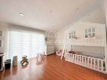 CASA EN VENTA EN BUGAMBILIAS, ZAPOPAN