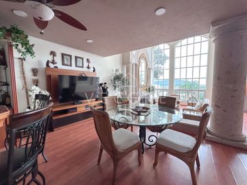 CASA EN VENTA EN BUGAMBILIAS, ZAPOPAN