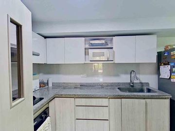 En venta apartamento boulevard santa barbara