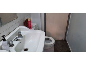 Oportunidad Casa En Venta De 6 Dorm. En San Joaquín