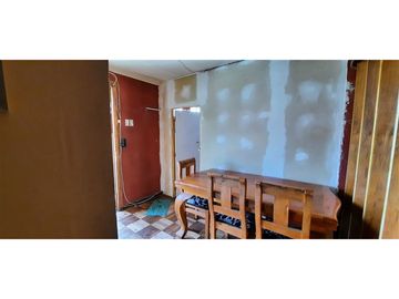 Oportunidad Casa En Venta De 6 Dorm. En San Joaquín