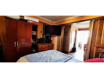 Oportunidad Casa En Venta De 6 Dorm. En San Joaquín