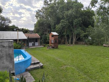 Quinta Amueblada con Piscina y amplio lote en Villa Urquiza