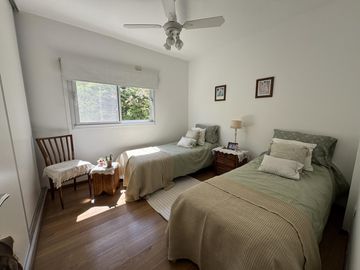 Increible casa en Venta, gran lote central El Recodo, Pilar 5 AMBIENTES