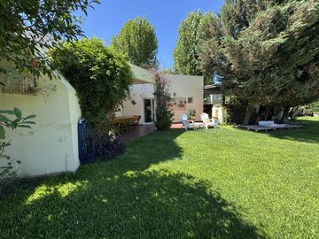 Increible casa en Venta, gran lote central El Recodo, Pilar 5 AMBIENTES