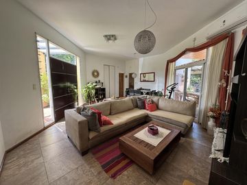 Increible casa en Venta, gran lote central El Recodo, Pilar 5 AMBIENTES