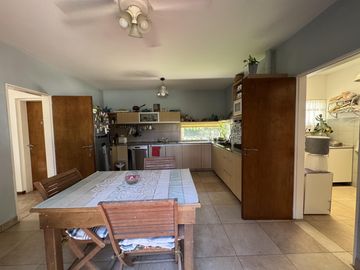 Increible casa en Venta, gran lote central El Recodo, Pilar 5 AMBIENTES