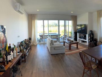 Venta Casa 5 Amb con Piscina en Vila Marina II Villanueva Tigre LS