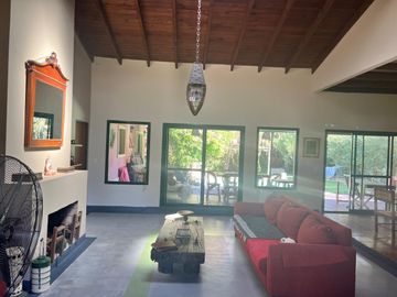 Casa estilo campo con pileta