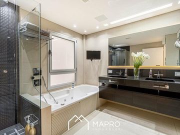 Increible piso de categoria con dos cocheras y amenities en Caballito