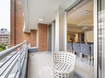 Increible piso de categoria con dos cocheras y amenities en Caballito