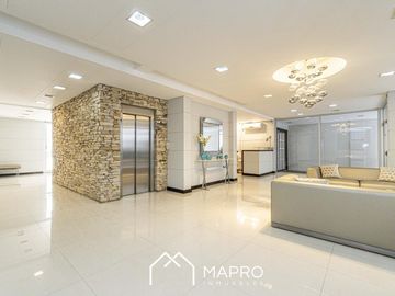 Increible piso de categoria con dos cocheras y amenities en Caballito