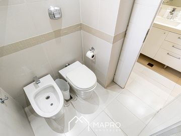 Increible piso de categoria con dos cocheras y amenities en Caballito