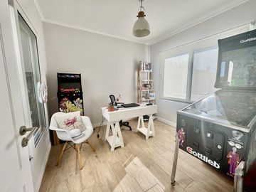 Casa en Venta en Barrio Santa Ana a la laguna