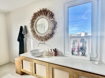 Casa en Venta en Barrio Santa Ana a la laguna