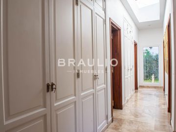 Casa en Estancias del Pilar- Barrio La Paz
