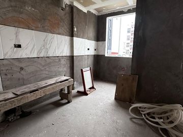 Venta Tres Ambientes 110M2, Cochera y Baulera, Lanús.